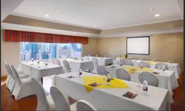 Al Safir Tower - Residence Μανάμα Εξωτερικό φωτογραφία